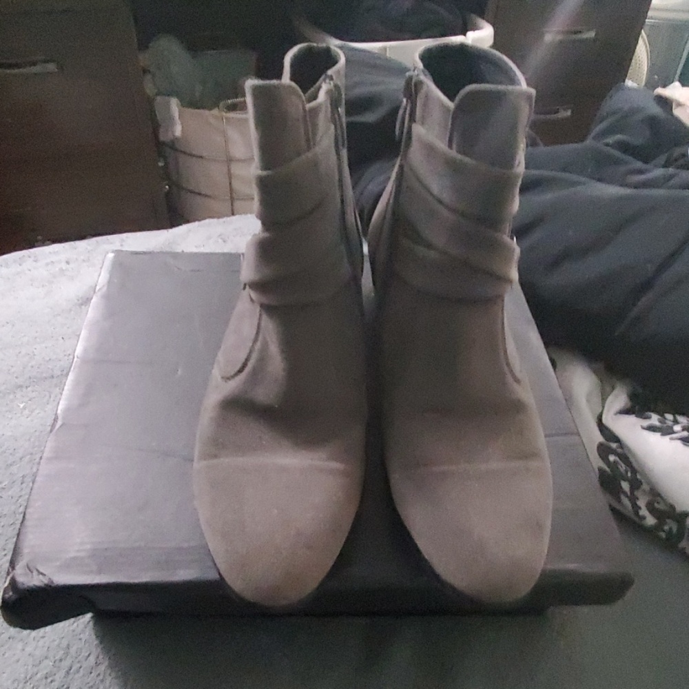 Gray faux buckle suede